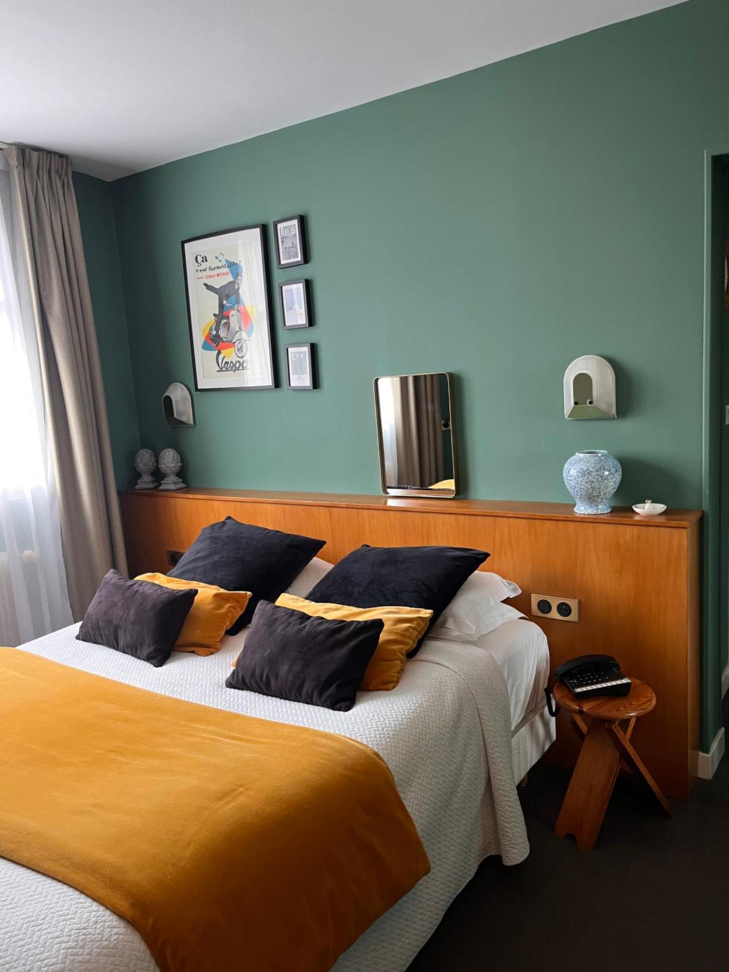 Le Temeraire Hotel Charolles Esterno foto
