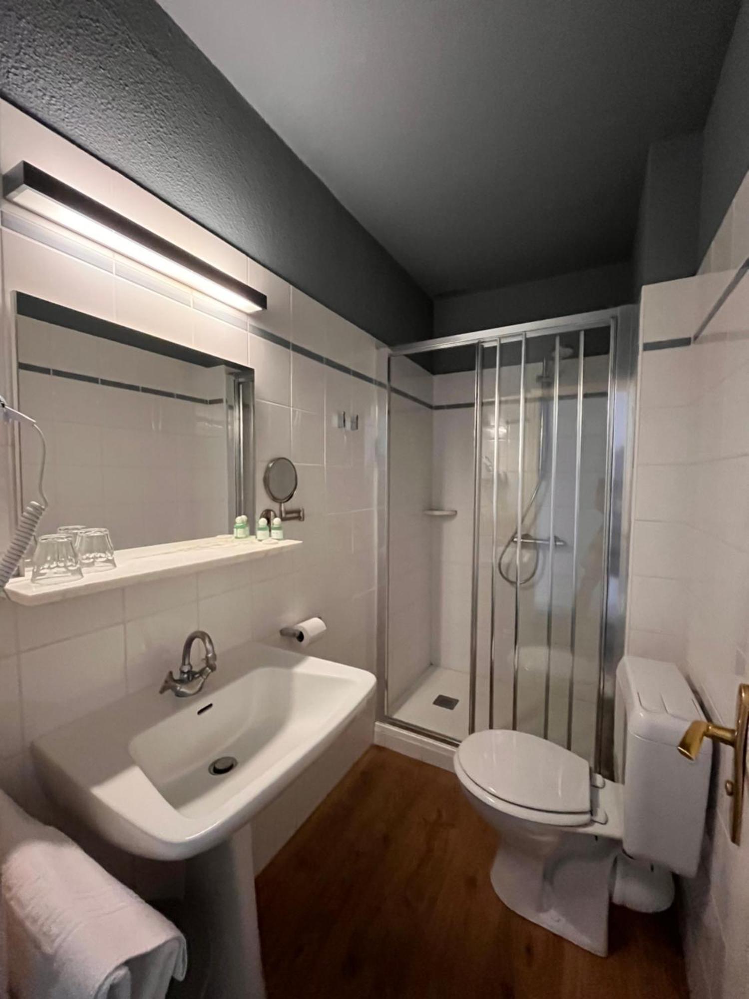 Le Temeraire Hotel Charolles Esterno foto